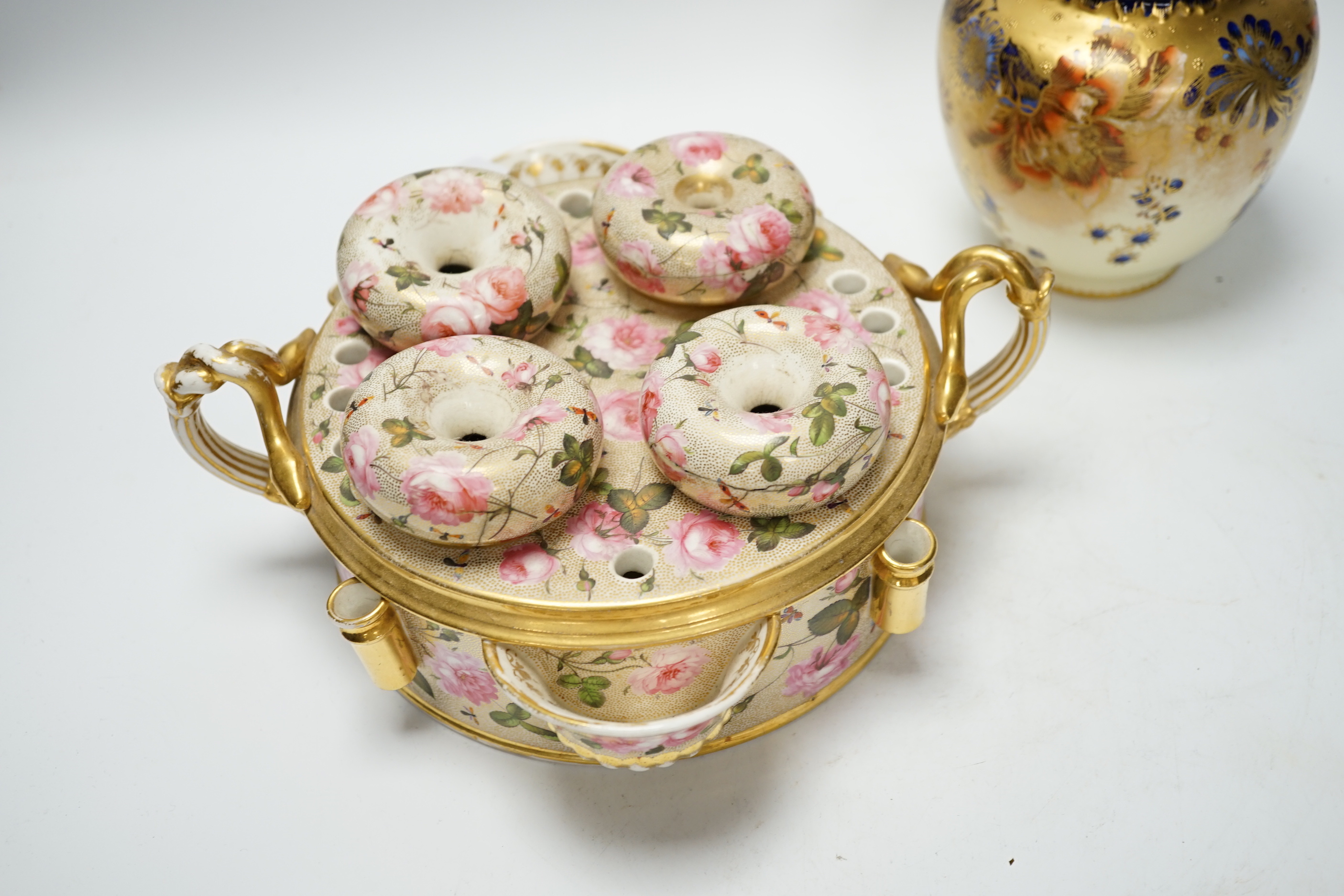 A Royal Crown Derby jar and cover and a English porcelain rose painted inkstand, c.1820, stand 25cm wide